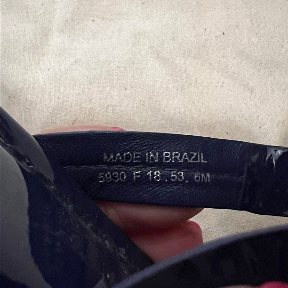 Tory Burch Miller Thong Sandal Patent Leather Bright Indigo size 6 - Picture 11 of 16